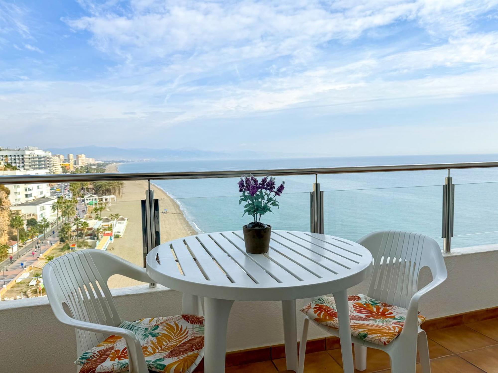 Spectacular Sea Views Torremolinos Apartment Exterior photo